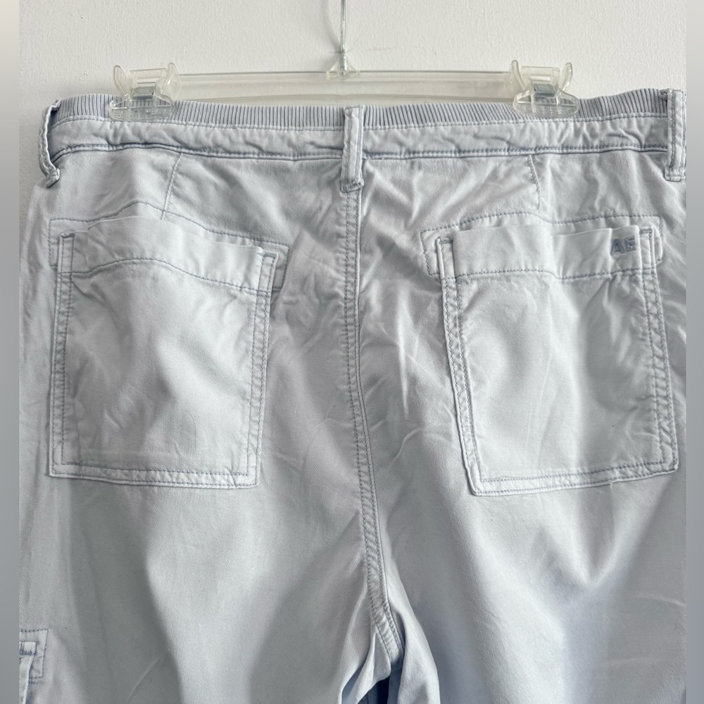 American Eagle Drape Super High Waisted Cargo Baggy Pant - Women’s Size 10 Long - Picture 4 of 10
